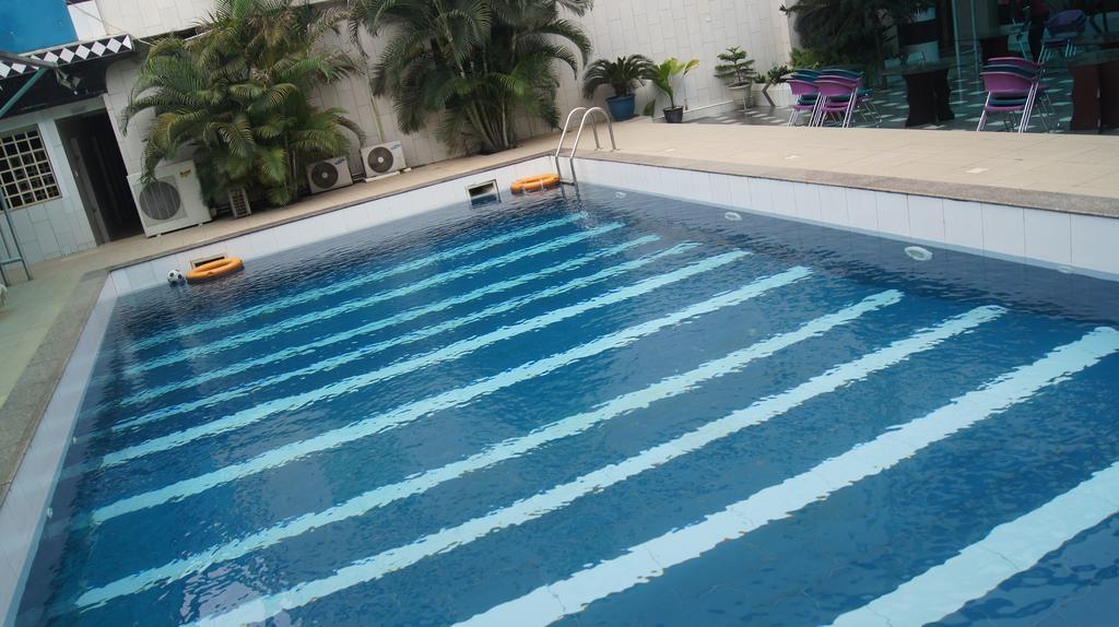 Royalview Hotel And Suites Lagos Exterior foto