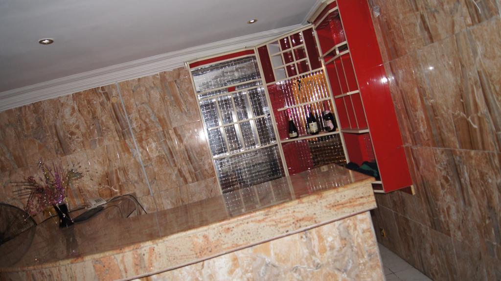 Royalview Hotel And Suites Lagos Exterior foto