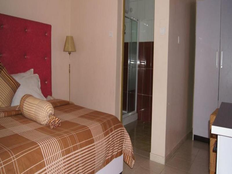 Royalview Hotel And Suites Lagos Exterior foto